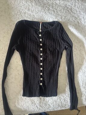 Free People -  Ribbed Button-Front Long Sleeve Top